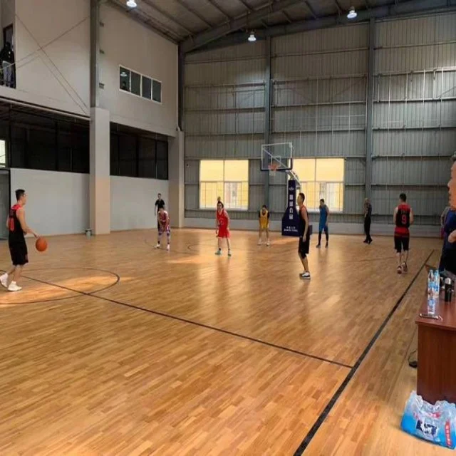 郭艾伦高调复出篮球赛场表现抢眼